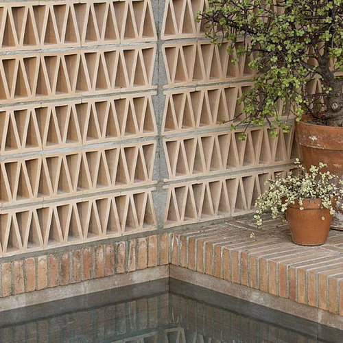 Claustra — unité graphique répétée