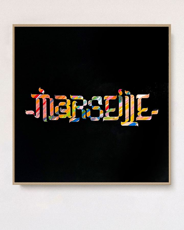 Compositio — Marseille, aérosol et acrylique en pochoir sur toile coton, 100 × 100 cm, 2024
